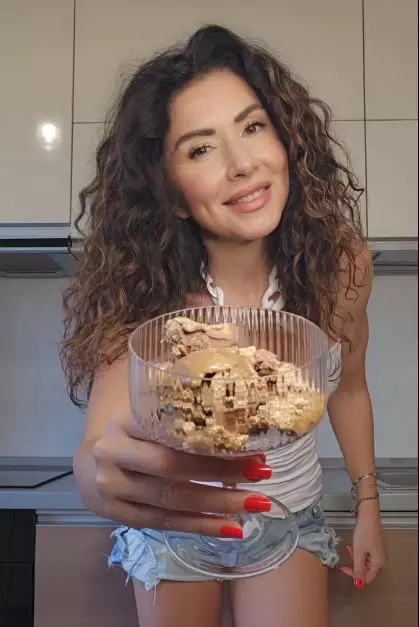 Carmen Bruma  (2)