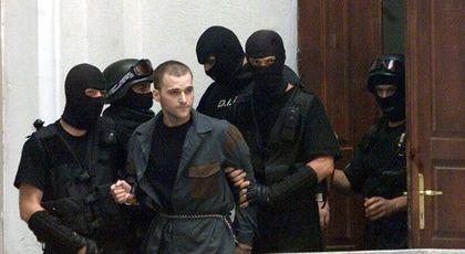 Temutul criminal Kostas Passaris vrea să se călugărească. Cum arată după 17 ani de pușcărie!