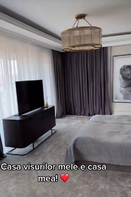 Vlăduța Lupău imagini casă (11)