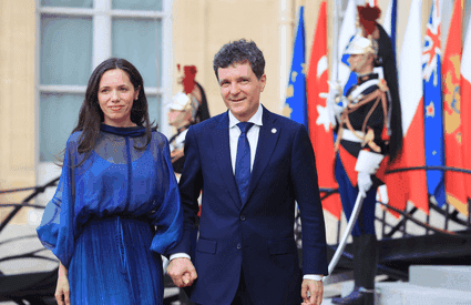 Mirabela Grădinaru, lăudată pentru eleganța afișată alături de Nicușor Dan la dineul organizat de Emmanuel Macron