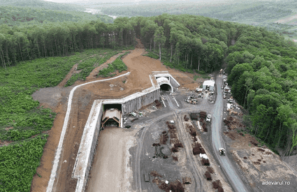 „Autostrada cu tuneluri”, la doi ani de la startul lucrărilor. Ce a mai rămas de construit din tronsonul Margina - Holdea