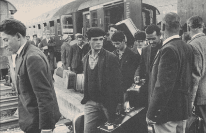 Vremurile în care italienii veneau la muncă pe șantierele din România. „Salariile pe care le găsesc muncitorii noștri sunt mulțumitoare și mult mai mari”