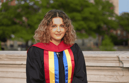 Fata din Roșiori de Vede care a absolvit Harvard și lucrează la NATO. Povestea Laviniei Teodorescu: „M-aș întoarce oricând în România”