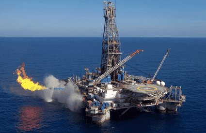 Cum este afectată România de retragerea rușilor din Marea Neagră. Lukoil a anunțat că iese din proiectul Trident