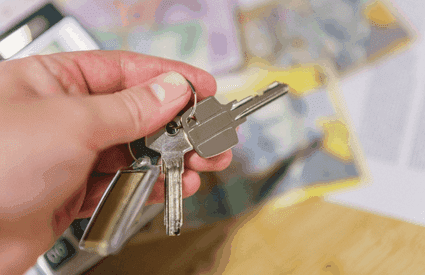 Ce riști ca proprietar dacă nu faci contract de închiriere cu chiriașii. „Absența contractului se întoarce cel mai dur împotriva proprietarului”