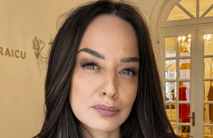 Reacția neașteptată a Andreei Raicu, după ce Ruxandra Luca a fost surprinsă în ipostaze intime cu un doctor, în benzinărie. „O prietenă m-a întrebat dacă știu de scandalul imens din online”