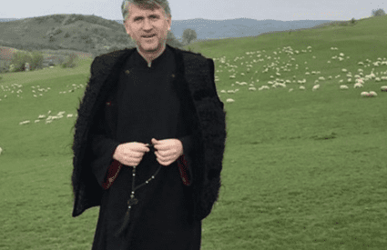Ce au fost nevoiți să aducă anchetatorii în casa lui Cristian Pomohaci după ce au început verificările