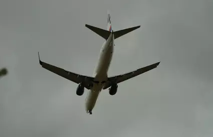 BREAKING NEWS Un avion a dispărut fără urmă de pe radar, cu tot cu pasageri, în Marea Arabiei