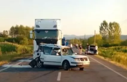 Un adolescent de 16 ani și-a pierdut viața în urma unui grav eveniment rutier în Caraș-Severin