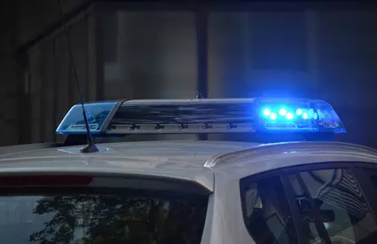 Un bărbat a fost bătut cu pumnul în față, după o ceartă în trafic, în Cluj-Napoca. Victima are nevoie de până la 50 de zile de îngrijiri medicale