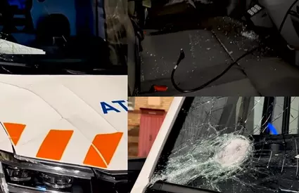 Șapte persoane au fost reținute la Cluj, după ce o ambulanță a fost atacată și lovită cu bâte și topoare. Mărturiile cumplite ale ambulanțierilor