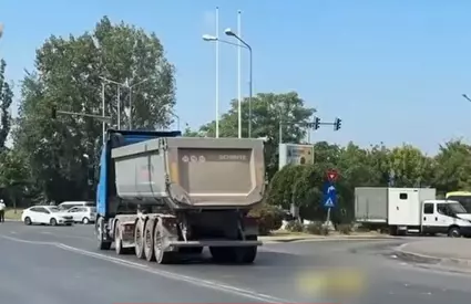 Primele declarații ale șoferului de TIR care a spulberat o mamă, un copil și o bunică în Capitală. Cum s-ar fi petrecut tragedia
