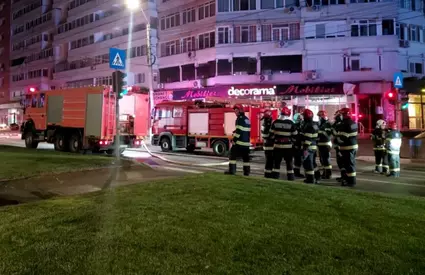 BREAKING NEWS Momentul în care o dronă rusească s-a prăbușit pe un bloc cu zece etaje din Galați. Cum arată apartamentul lovit
