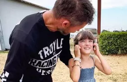 Ultimele postări ale lui Felix Baumgartner: imaginile cu Emily sunt înduioșătoare