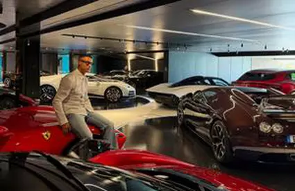 „Jucăriile mele” » Cristiano Ronaldo și-a prezentat bolizii de 25 de milioane de euro