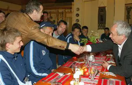 Fostul conducător din Liga 1 și-a amintit cum Gigi Becali „a alergat după noi prin București”: „Le-a promis jucătorilor câte 10.000 de euro la victorie!”