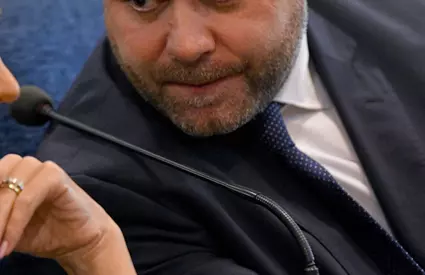 Ce salariu COLOSAL primește Ciprian Ciucu la Primărie! Suma oficială, până la ultimul leu! ⚡ WOW, este mult, mult peste așteptări!