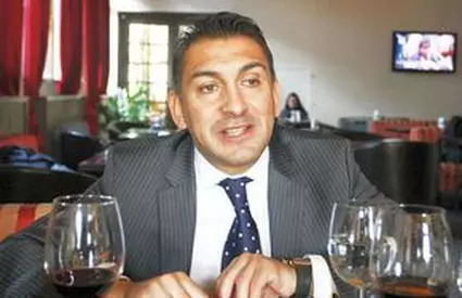 Ilie Dumitrescu, atacat de interlopi în Centrul Vechi. Episod șocant de acum 18 ani: „Am avut pistol la cap, am avut cuțit la gât să-l salvăm”