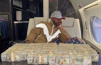 Decizie șoc luată de Floyd Mayweather, după ce s-a aflat că este falit și nu mai are bani nici pentru serviciile de salubritate