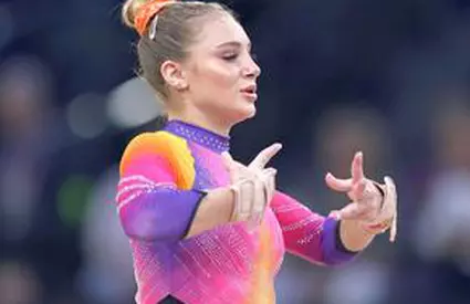 Gimnasta Sabrina Voinea, acuzată că și-a bătut iubitul în văzul tuturor. Tensiunile au explodat când el ar fi refuzat să iasă în oraș