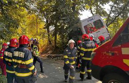 Accident rutier suferit de echipa secundă a lui Dinamo: medicul a murit, antrenorul are mâna ruptă, Jucătorii au suferit răni