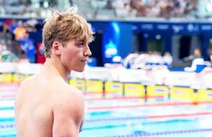 Rusul Kornev vrea să bată recordul mondial în finala cu David Popovici » A dezvăluit ce ar face cu banii