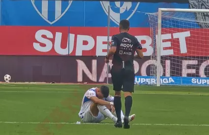 Coșmar pentru Craiova! Adrian Rus, accidentare teribilă cu Voluntari! Ar putea lipsi tot restul anului