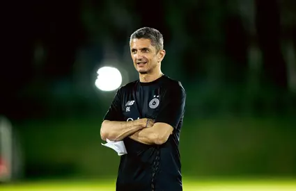 Șeicii îl răsfață pe Răzvan Lucescu! Primul transfer de top la Al-Sadd după venirea românului