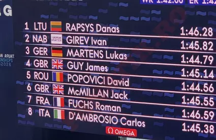 LIVE /  David Popovici, semifinale 200 m liber, LIVE la CE de natație Paris 2026. David Popovici s-a calificat în finală cu locul 1 în serie!