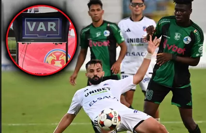 Președintele clubului din SuperLiga, acuze uluitoare la adresa sistemului VAR: „Nu a funcționat! Arbitrii parcă ascundeau ceva!”
