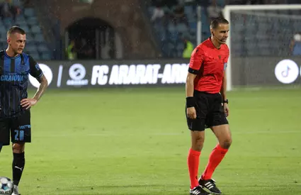 Ce le-au spus arbitrii oltenilor! De ce nu a primit Nsimba penalty la Ararat