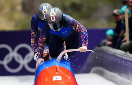GALERIE FOTO. Cât a costat, de fapt, bobul României folosit de Mihai Tentea și George Iordache la Jocurile Olimpice de iarnă