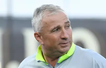 Când revine, de fapt, Dan Petrescu în fotbal! Ce super vedetă din Premier League îl ajută pe Super Dan la o clinică de lux