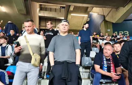 Marian Ceaușescu, în tribune la FCSB – FC Botoșani: „Borfașilor, dați, bă, banii înapoi”