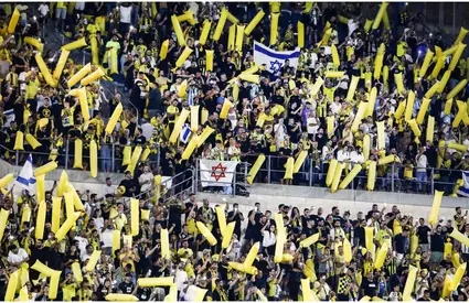 Alarmă! Echipa ai cărei fani au creat haos pe străzile din Centrul Vechi se întoarce în România