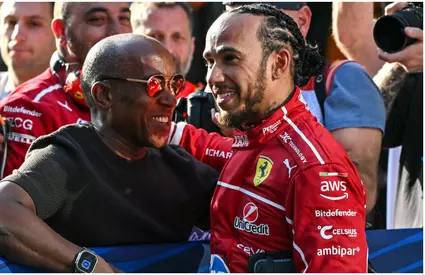 Tatăl lui Lewis Hamilton a scos la vânzare 27 de mașini de lux. Suma uriașă pe care vrea s-o obțină