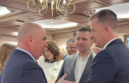 Se ascute lupta pentru putere în PNL. Premierul Bolojan ar viza schimbarea oamenilor lui Thuma din conducerea filialelor liberale din București