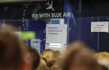 Statul român mai încasează o palmă în falimentul Blue Air. Cum s-au topit 2 milioane de euro din amenda ANPC pentru zborurile anulate