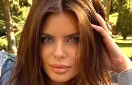 Cum arată Ileana Lazariuc la 43 de ani și unde s-a stabilit definitiv după divorțul de Ion Alexandru Țiriac. Fiica Anastasiei Lazariuc a părăsit România și își crește cei doi băieți într-un lux discret