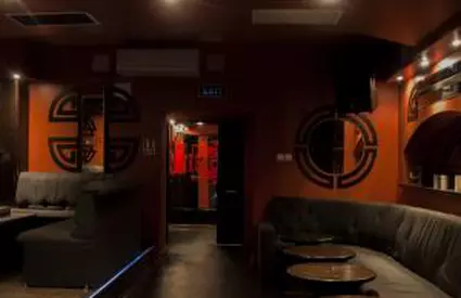 Cum și-ar fi racolat Vlad Marinescu victimele la The Buddhist. Fetele aveau "normă" de 600 de lei pe zi