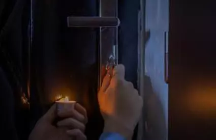 Comuna din România unde zeci de familii trăiesc fără curent. Chisăliţă: "E un flagel absurd"