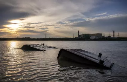 Ungaria scufundă două barje pe Dunăre pentru a salva centrala Paks