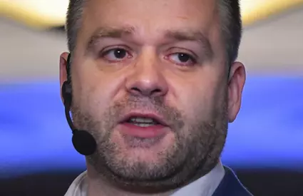 Semnul "divin" pe care Ciprian Ciucu l-a primit când a intrat în secția de vot. A știut că va ieși câștigător! „Așa este!”. Poza care s-a viralizat în mediul online! Mii de oameni au reacționat când au văzut-o / FOTO