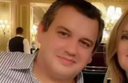 Toți românii știu deja cine este Eugen Tomac, noul premier desemnat, daaaar, surpriză uriașă, cine este, de fapt, soția politicianului și cum arată. Au împreună o avere fabuloasă, dar un detaliu despre doamna Tomac a stârnit un val de neimaginat de reacții