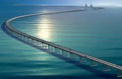 Cel mai lung pod din lume: două ore de călătorie spectaculoasă