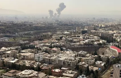 BREAKING NEWS. SUA și Israel atacă Iranul. Explozii și fum gros în Teheran. Stare de urgență în Israel