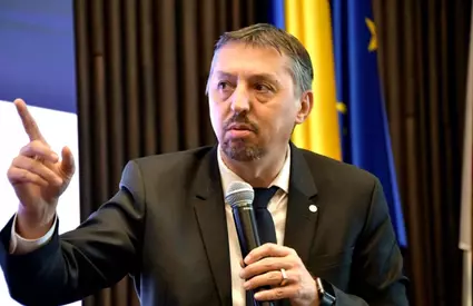 Planul lui Daniel David: Ce se întâmplă cu BURSELE studenților