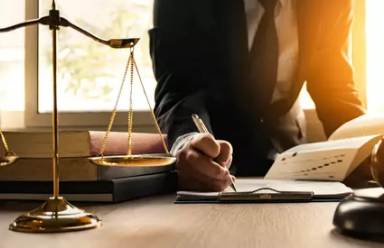 Greșeala care te lasă fără moștenire, chiar dacă ești copilul legal. Mulți români află prea târziu