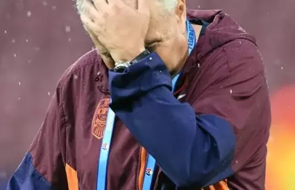 Vești de ultimă oră despre Dan Petrescu. Fiicele lui au revenit de urgenta in tara