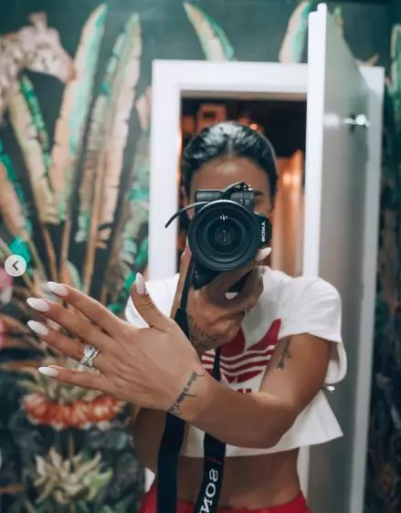 adelina-pestritu-inel-cadou-mos-nicolae-1